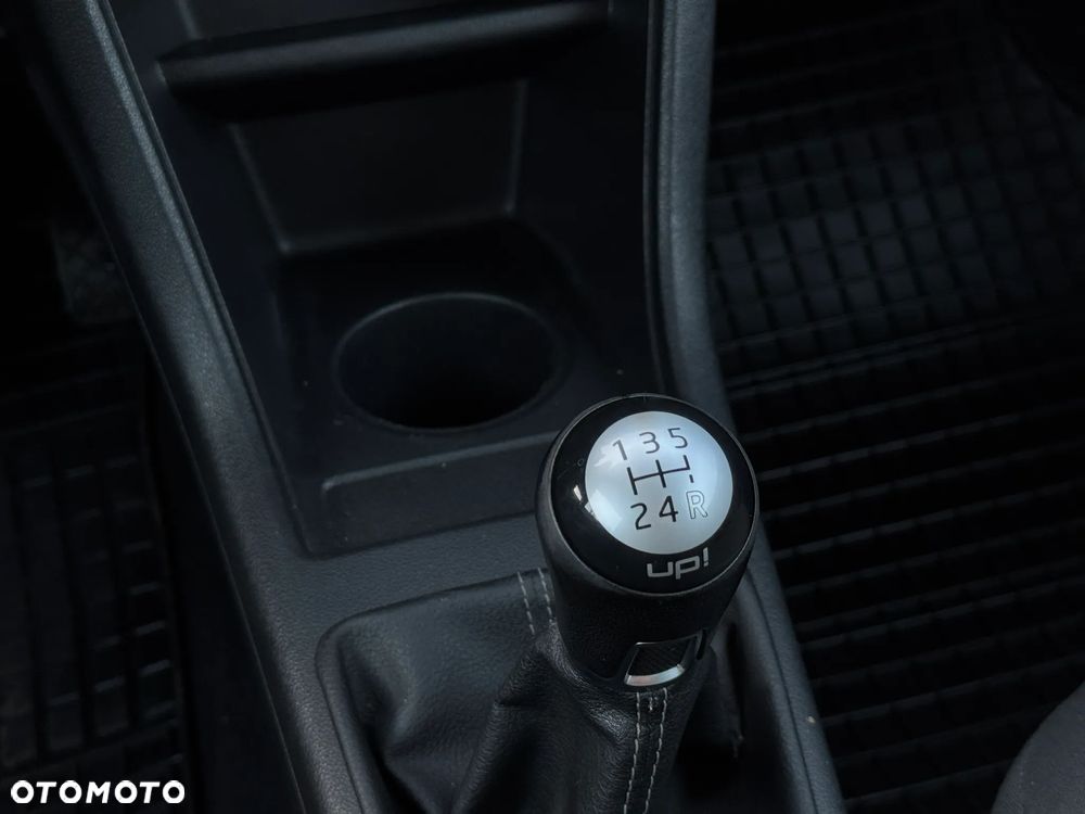 Volkswagen up! 1.0 take CityLine - 26