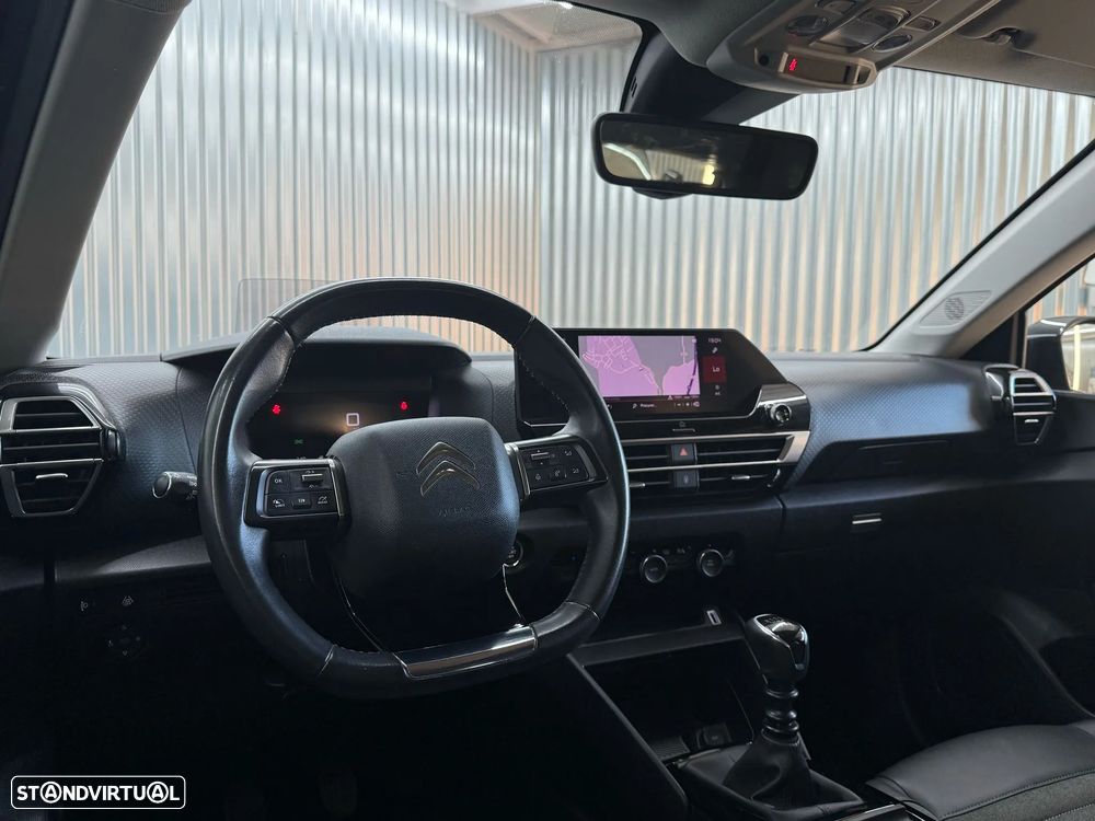 Citroën C4 1.2 PureTech Shine - 19