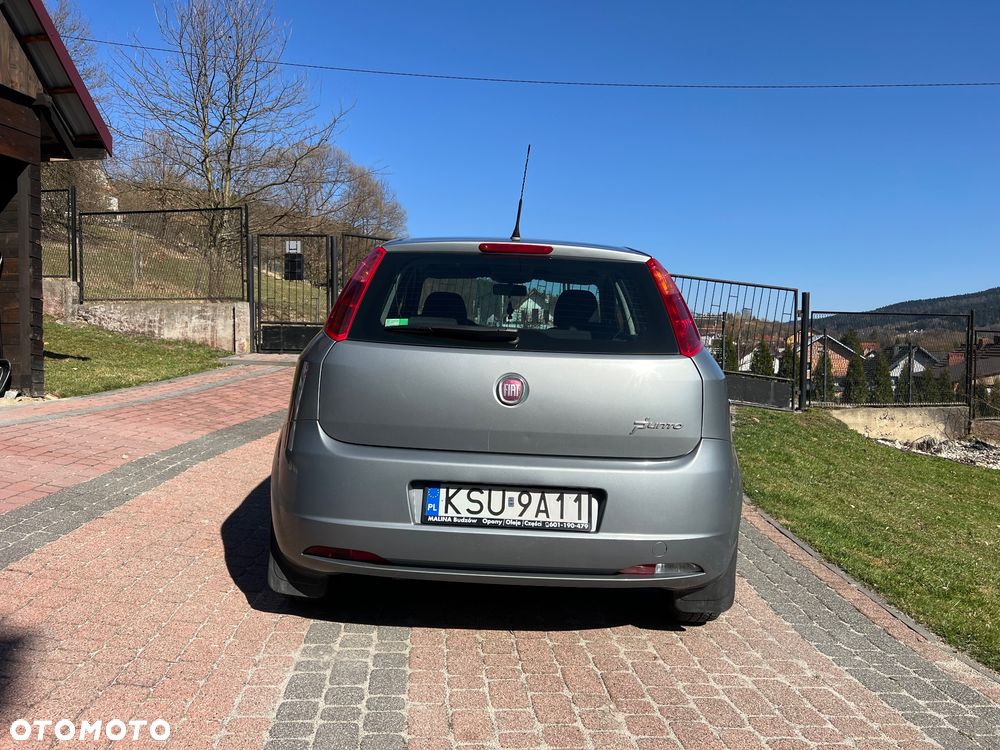 Fiat Grande Punto Actual 1.4 8V Estiva Blue&Me - 2