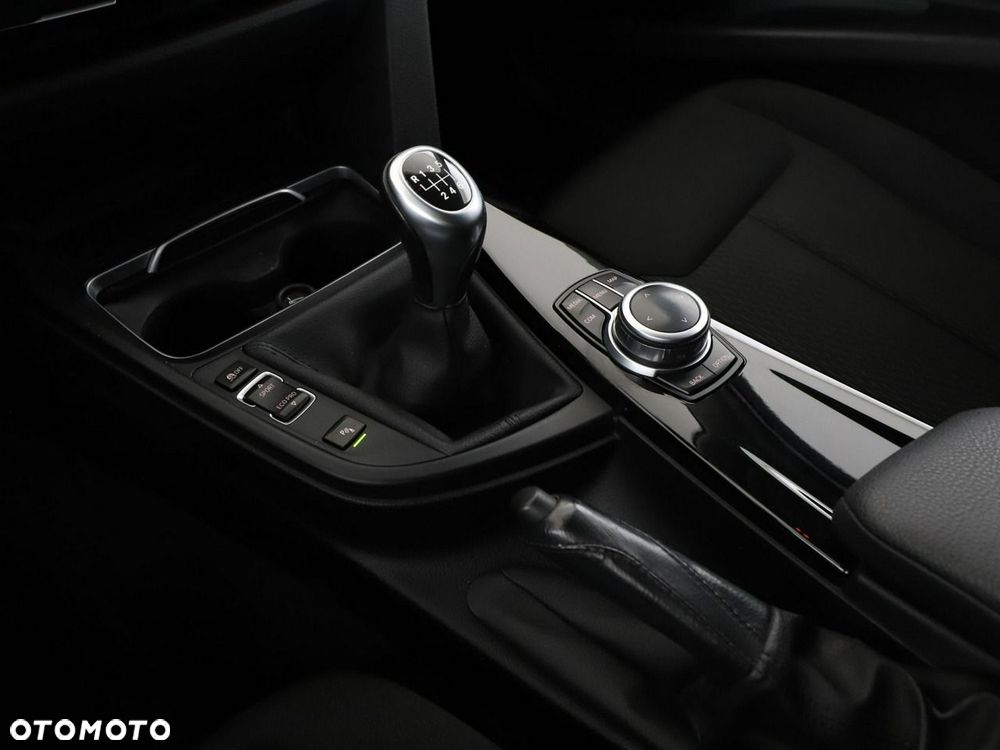 BMW Seria 3 320d Advantage - 28