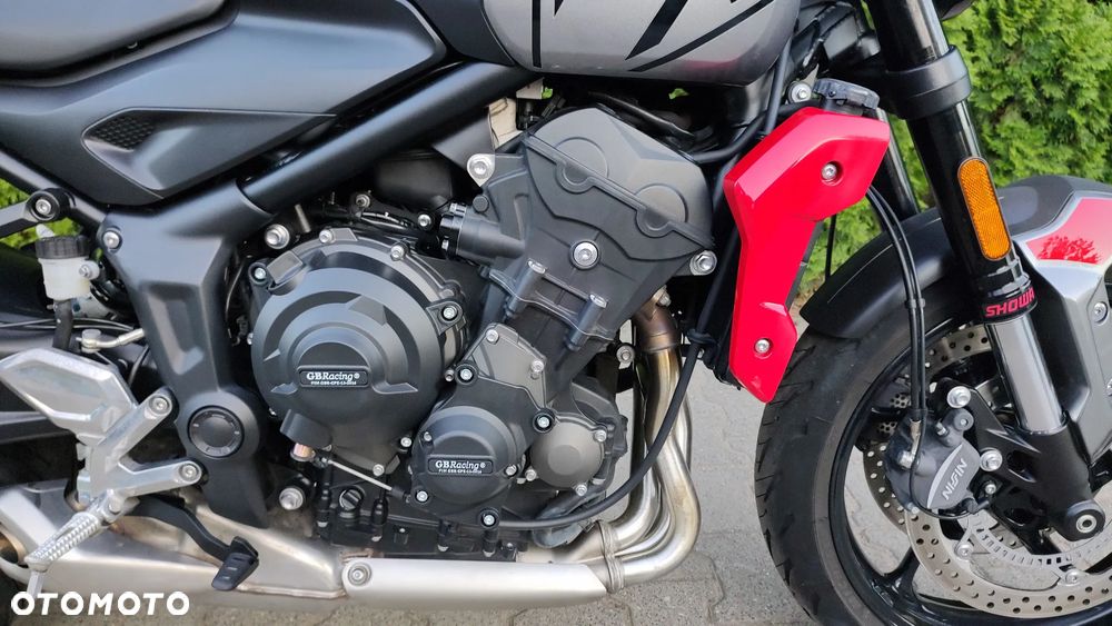 Triumph Trident - 5