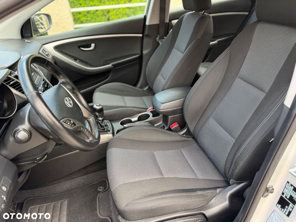 Hyundai i30 - 10