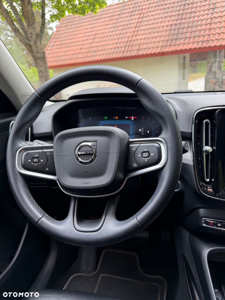 Volvo XC 40 B5 B AWD Ultimate Dark - 16