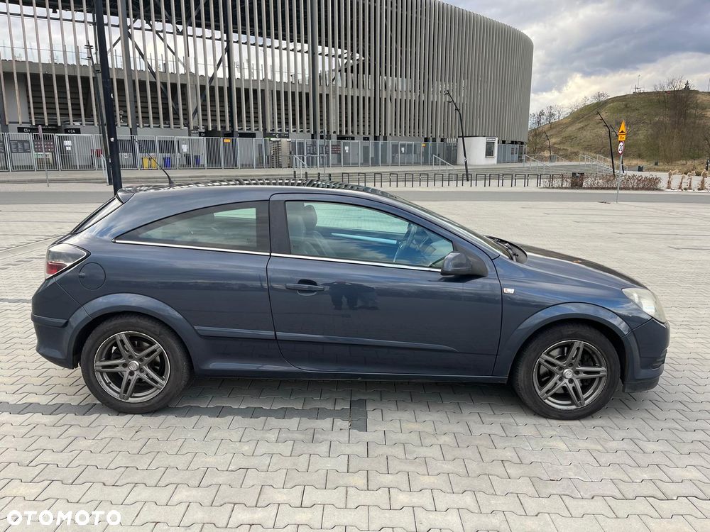 Opel Astra 1.9 CDTI Sport - 2