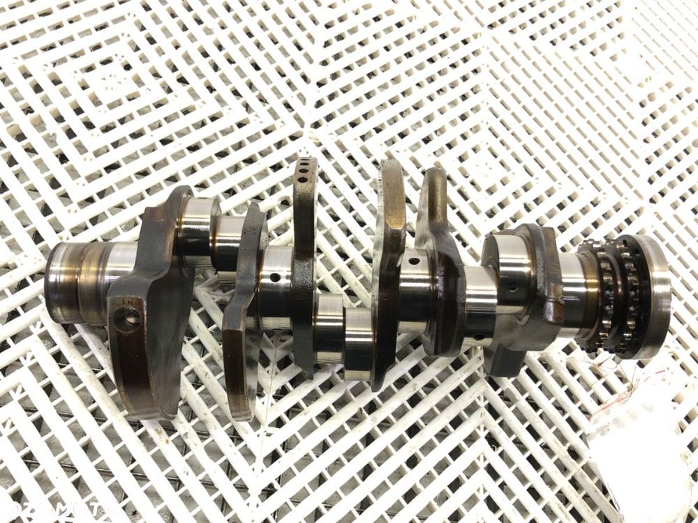 WAŁ KORBOWY - 152.00 PLN - AUDI A6 C6 (4F2) 2004 - 2011 2.4 130 kW [177 KM] benzyna 2004 - 2008 - 1