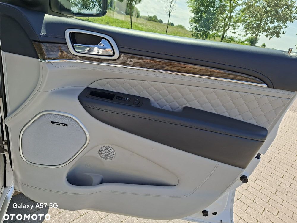 Jeep Grand Cherokee 5.7 V8 Summit - 12