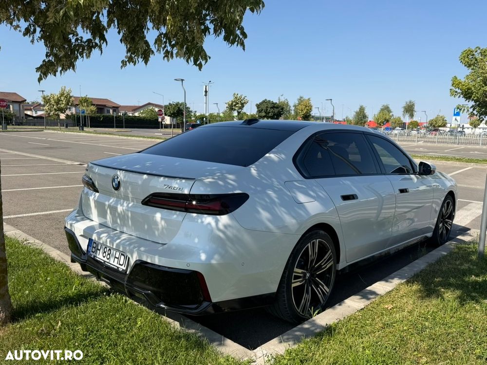 BMW Seria 7 740d xDrive MHEV - 3
