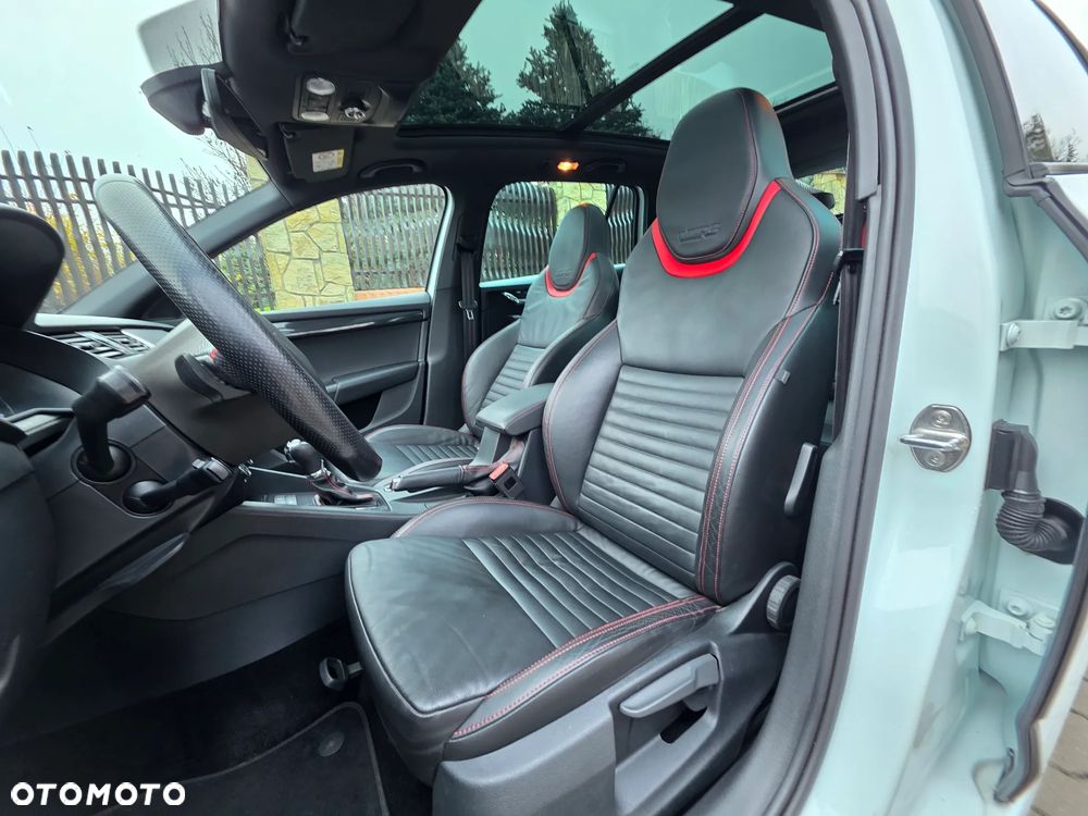 Skoda Octavia 2.0 TDI 4x4 DSG RS - 4