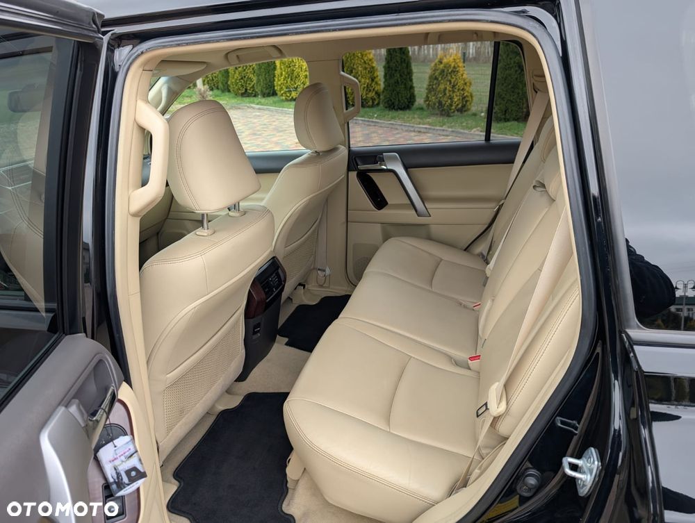 Toyota Land Cruiser LC 2.8 D-4D Invincible - 28