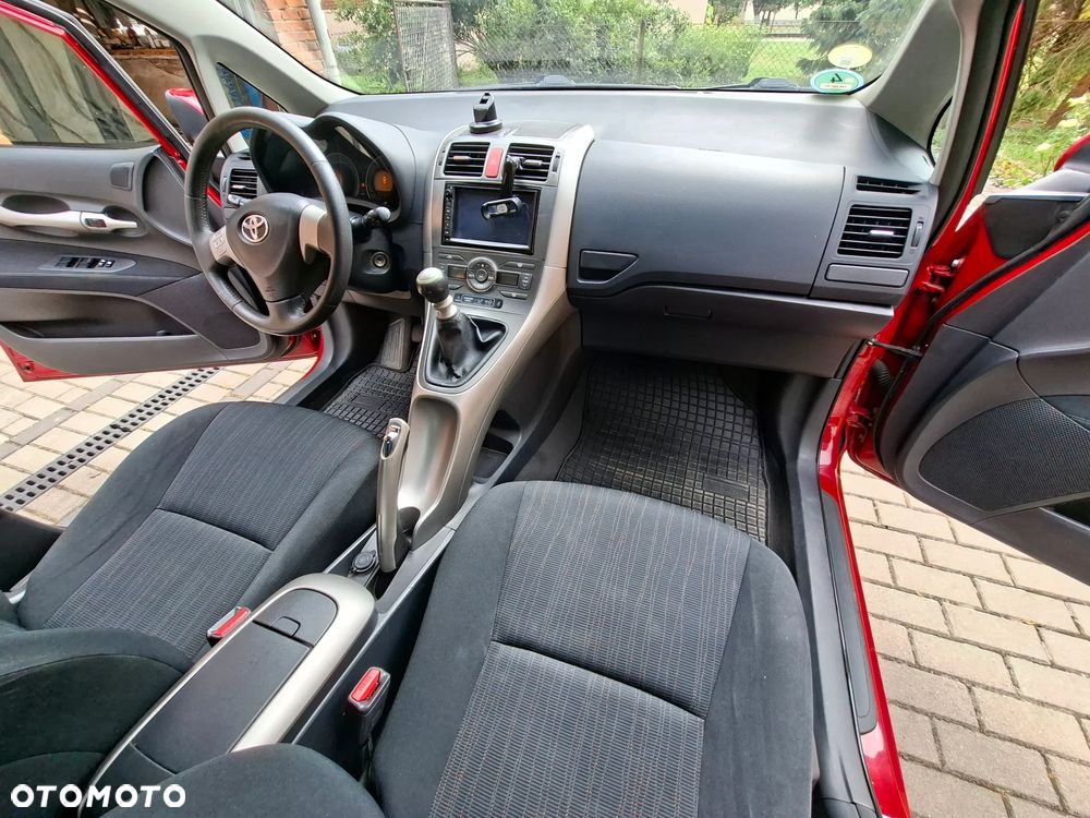 Toyota Auris - 8