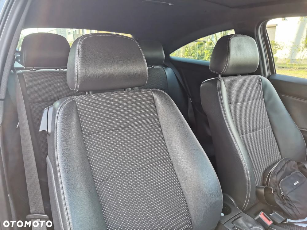 Opel Astra 1.8 Limited - 12