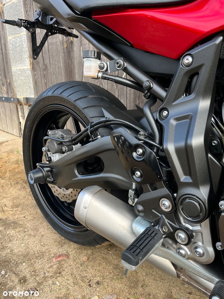 Yamaha MT - 5