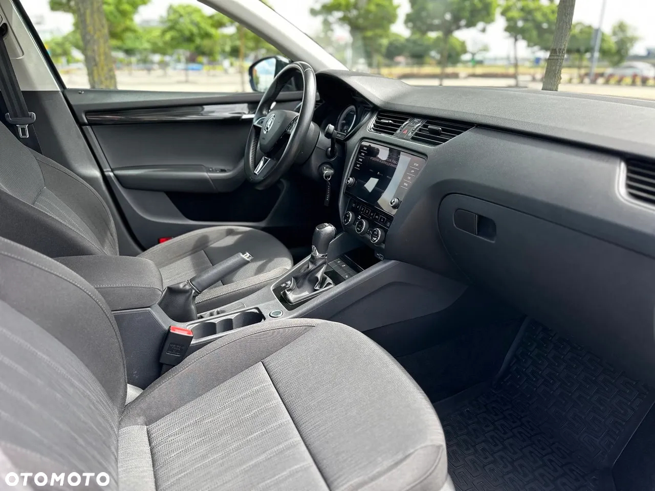 Skoda Octavia 1.5 TSI ACT Style DSG - 17