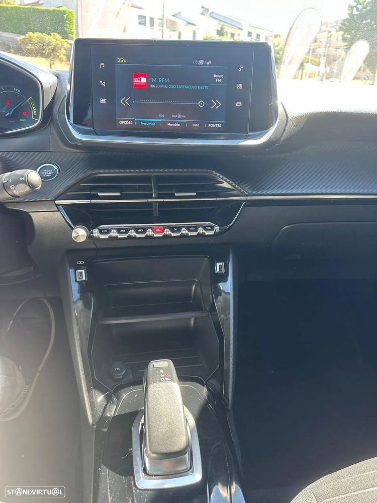 Peugeot e-2008 50 kWh Style - 6