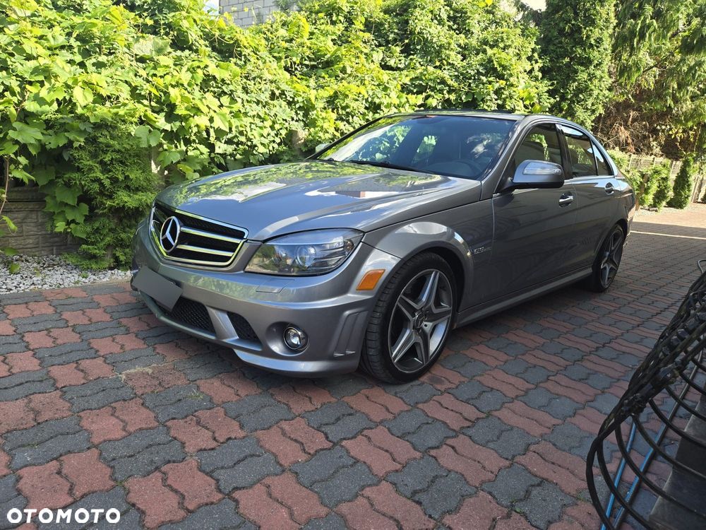 Mercedes-Benz Klasa C 63 AMG - 1