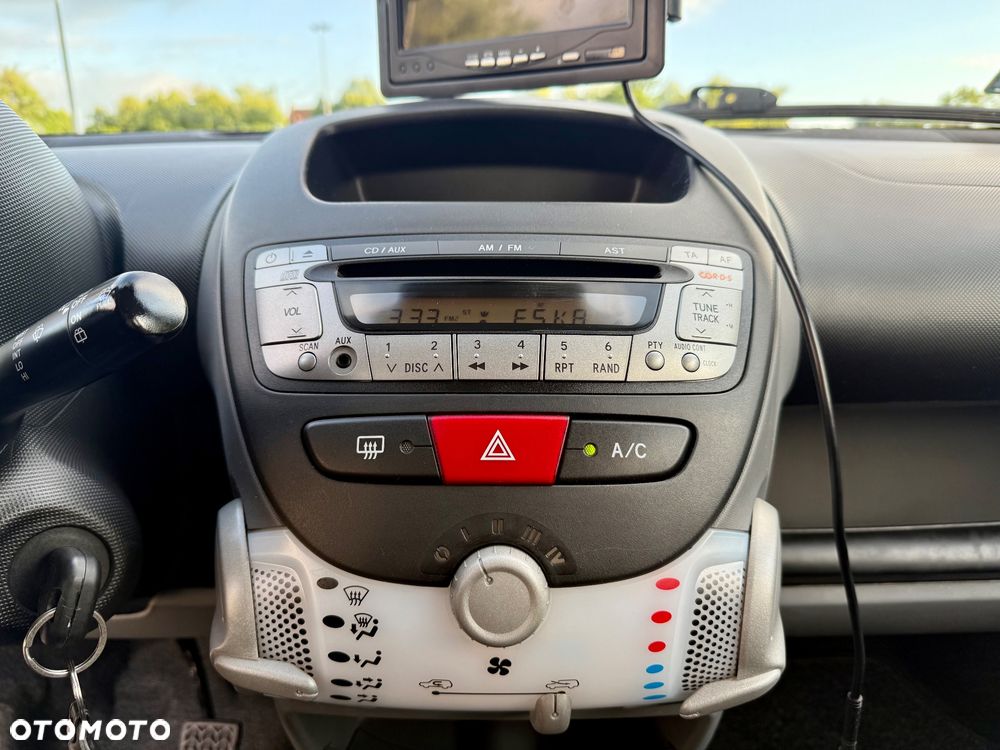 Toyota Aygo 1.0 VVT-i Luna MM A/C - 22