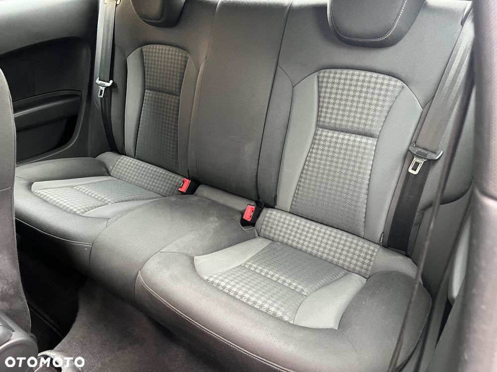 Audi A1 3-drzwiowe 1.6 TDI S line edition - 29