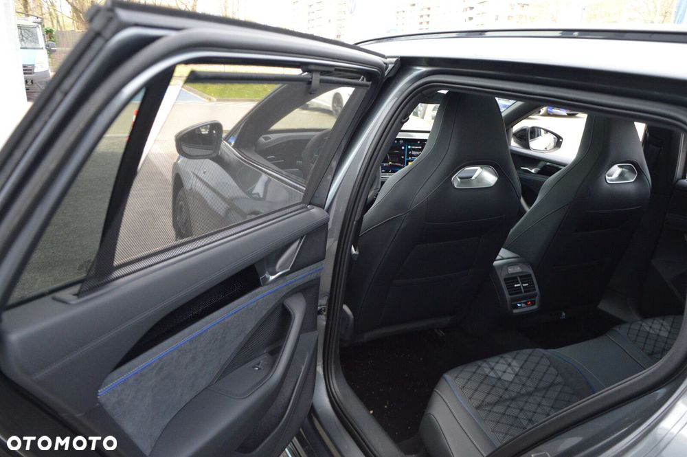 Volkswagen Passat Variant - 36