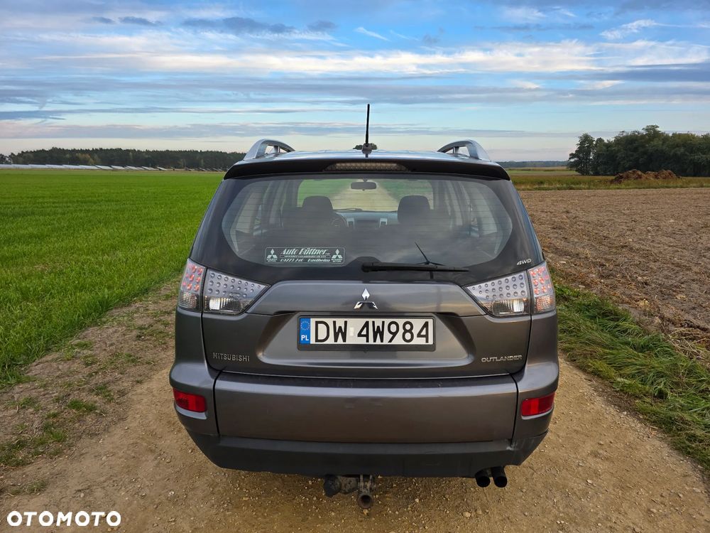 Mitsubishi Outlander 2007 photo 4