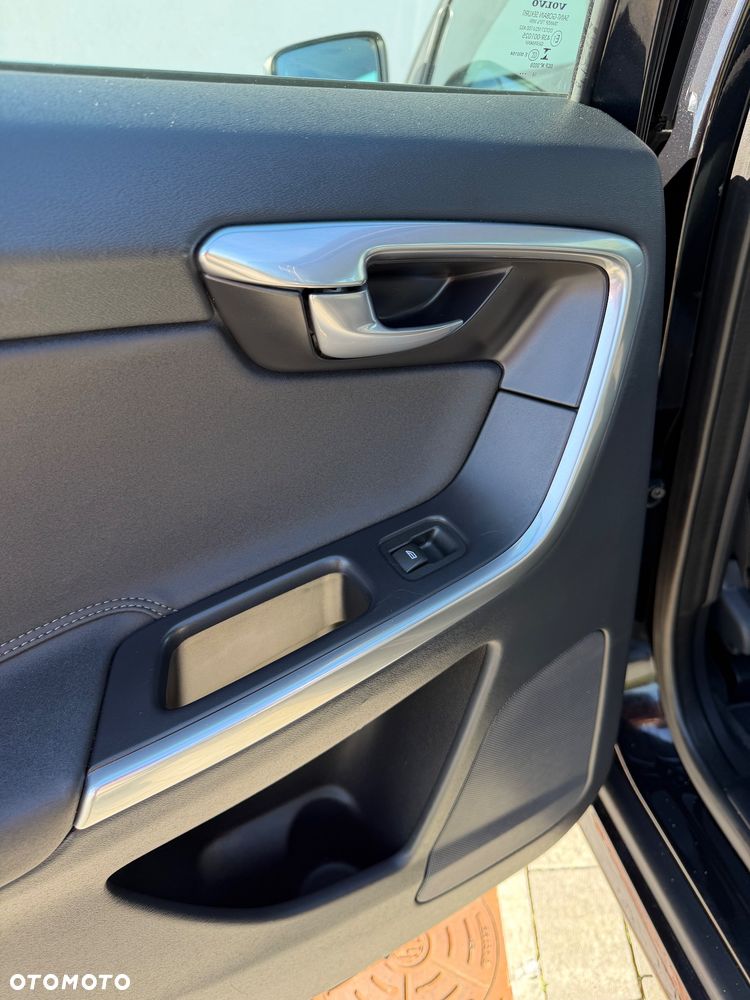 Volvo XC 60 D3 Geartronic Edition Pro - 20