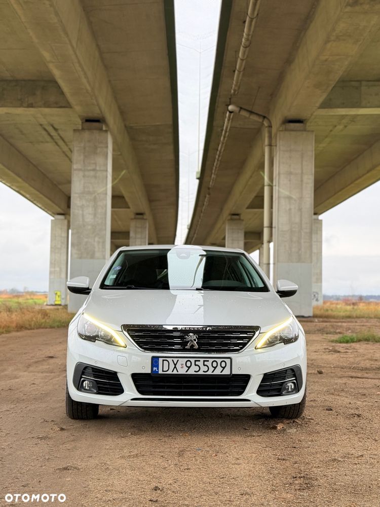 Peugeot 308 1.2 PureTech Allure S&S - 2