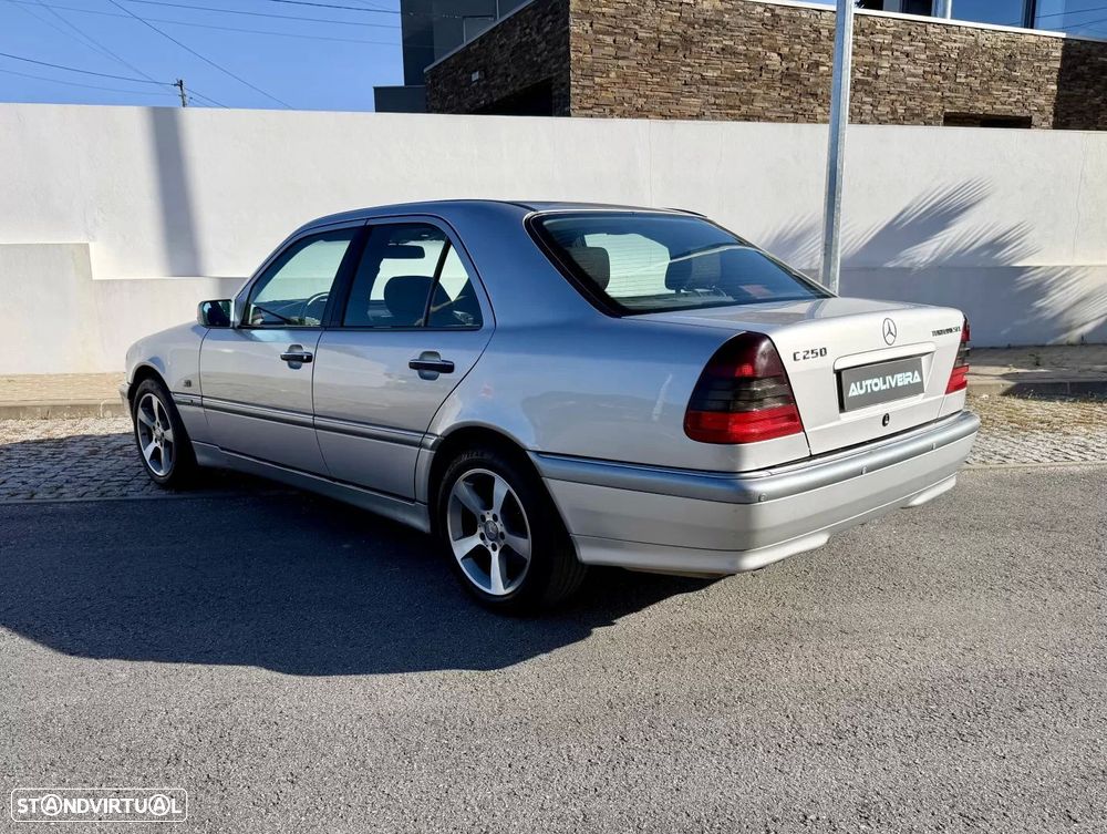 Mercedes-Benz C 250 - 4