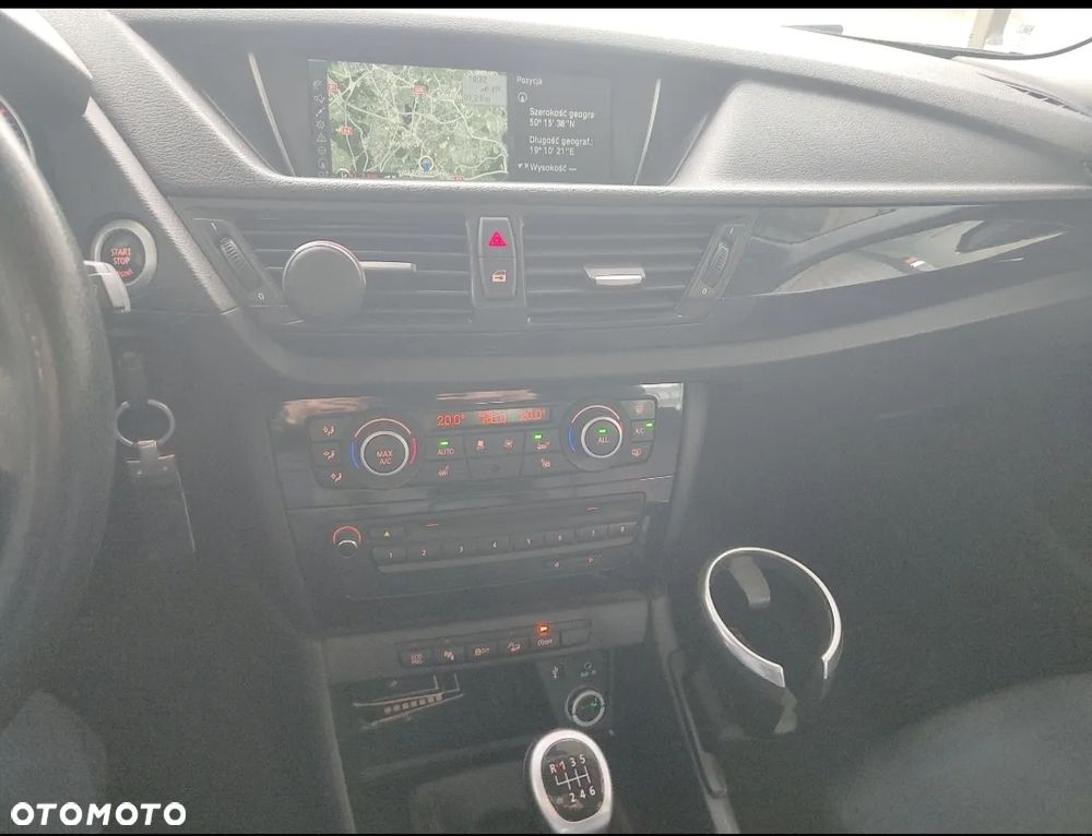 BMW X1 xDrive20d Sport Line - 8