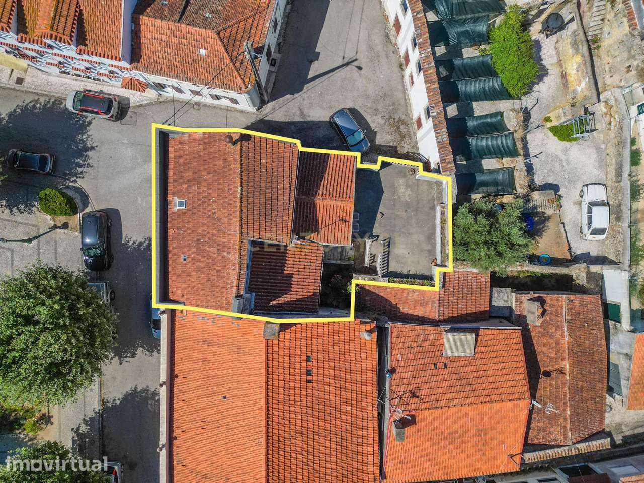 Venda de 1/3 de Propriedade Histórica com 3 Pisos, Garagem e Terraço – - Grande imagem: 3/10