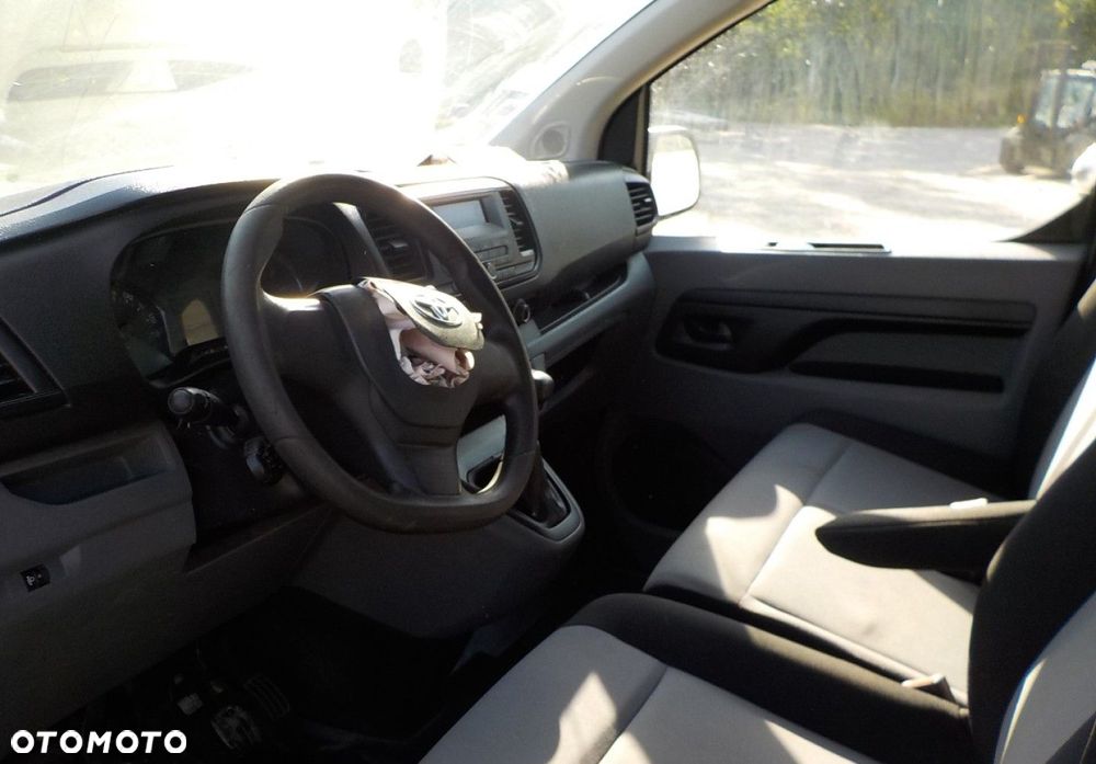 Toyota ProAce - 21