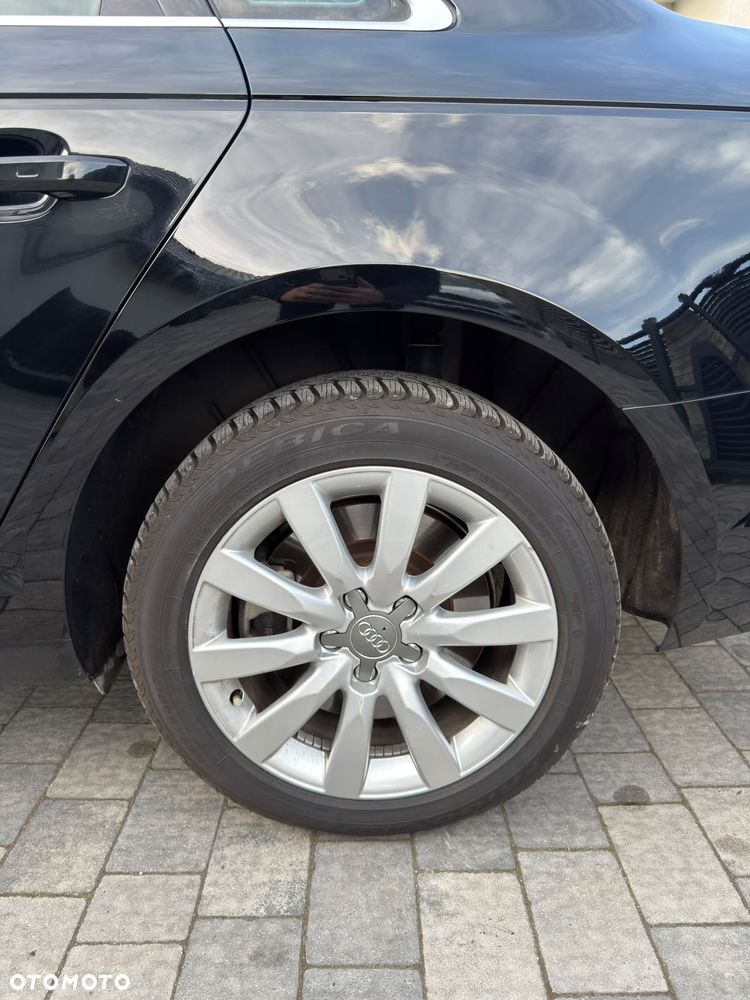 Audi A4 Avant - 9