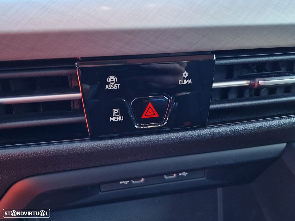 VW Golf 1.0 TSI Life - 31