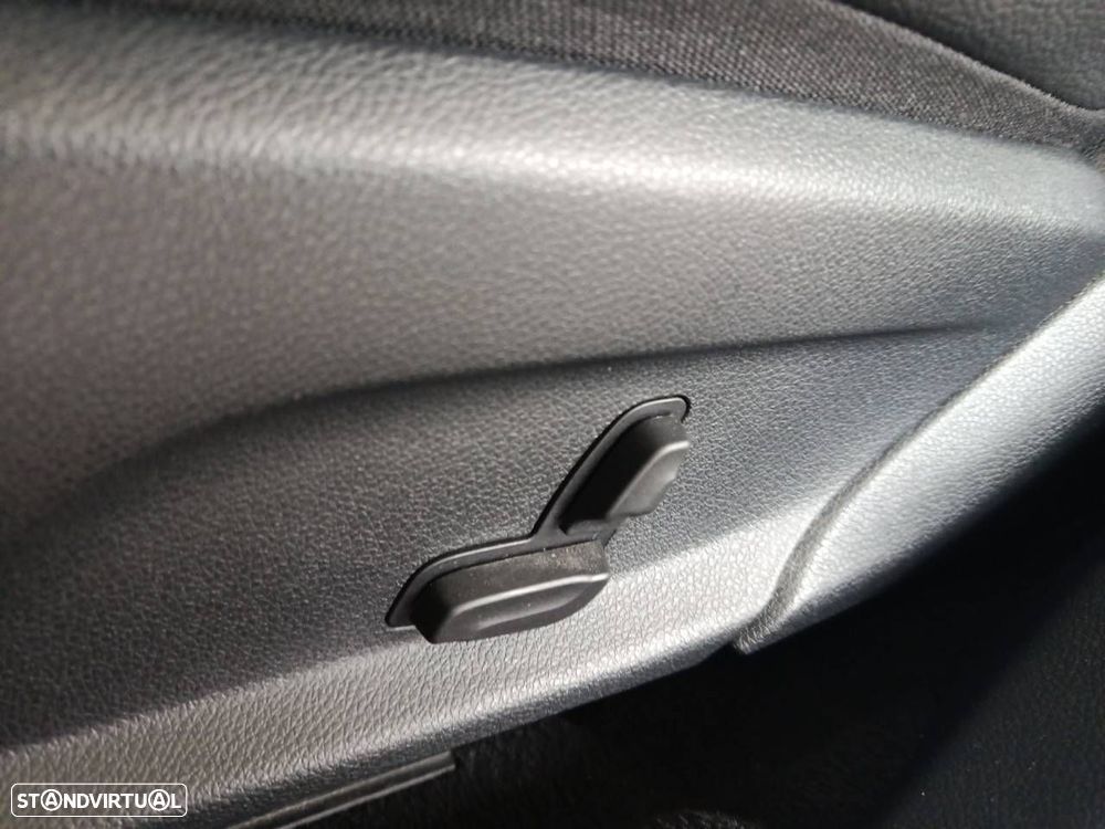 Mercedes-Benz E 300 - 13