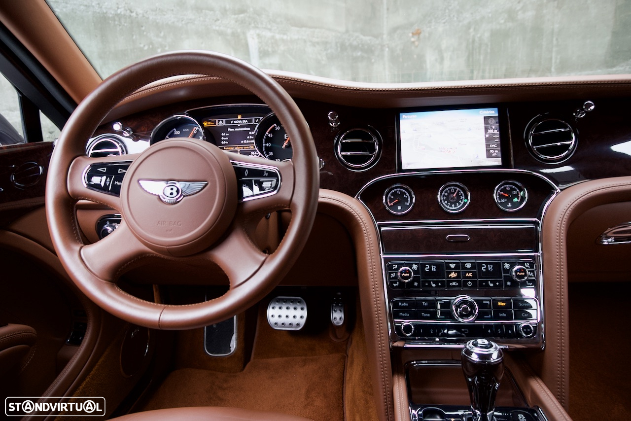 Bentley Mulsanne Extended Wheel Base - 38