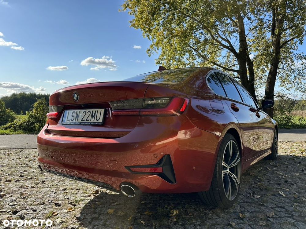 BMW Seria 3 330i Sport Line - 8