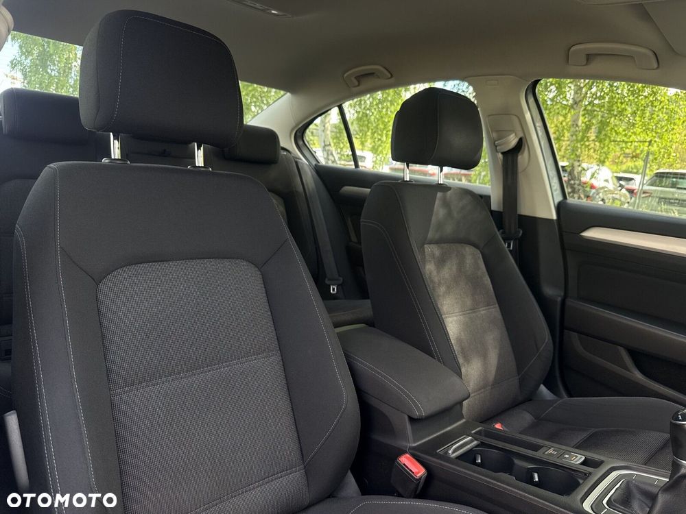 Volkswagen Passat 1.4 TSI BMT ACT Comfortline - 17