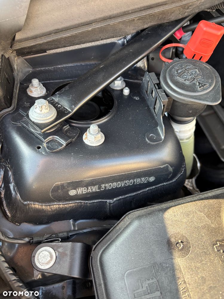 BMW X1 sDrive18i Sport Line - 36