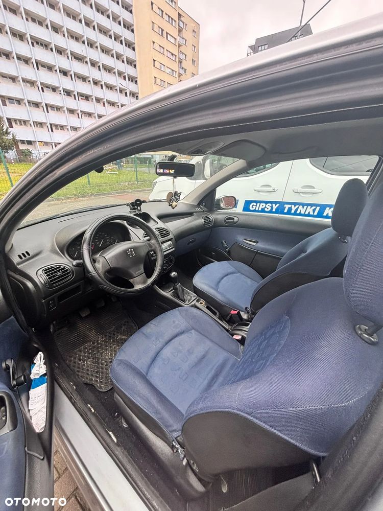 Peugeot 206 - 6