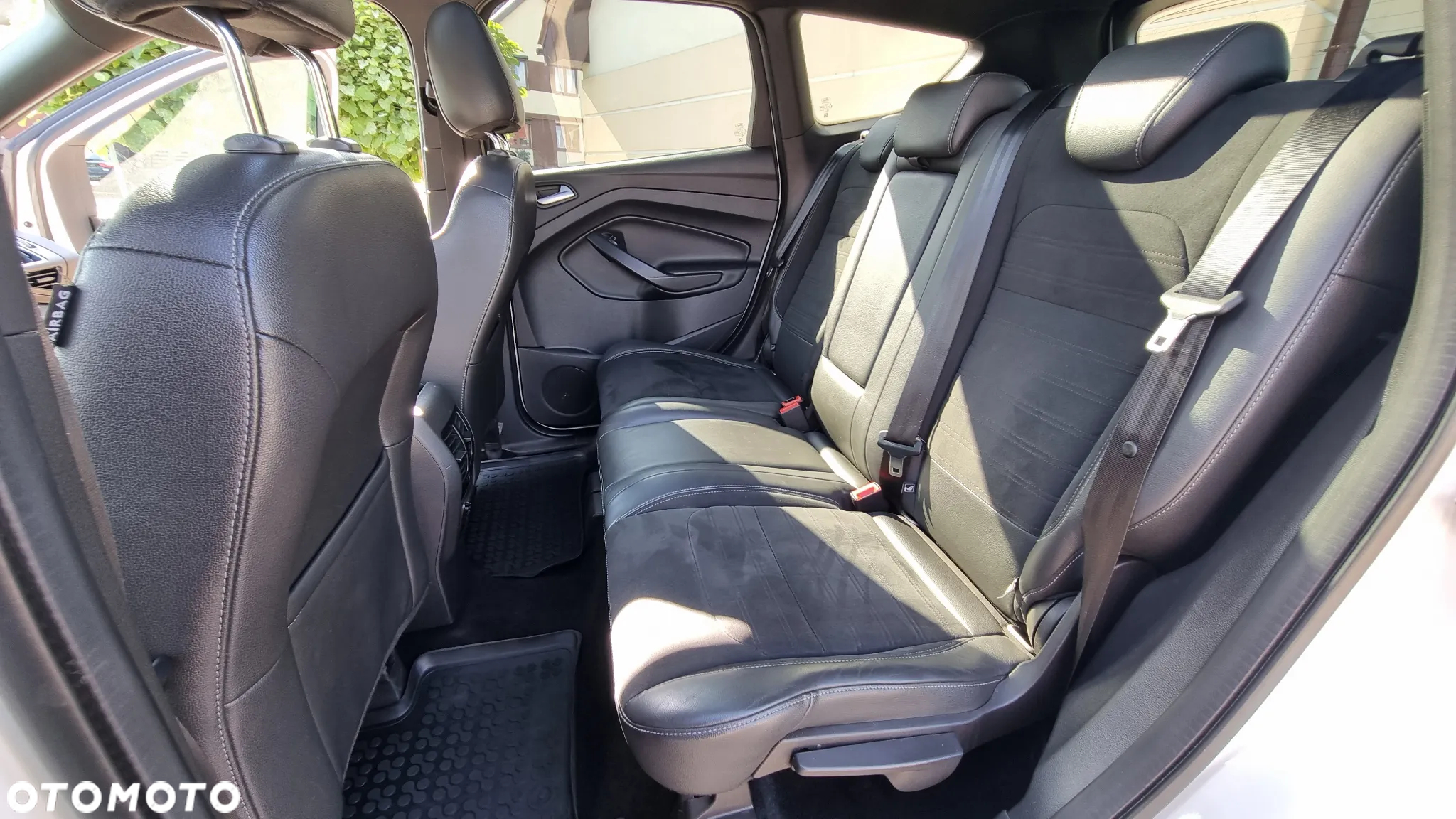 Ford Kuga 2.0 TDCi AWD ST-Line - 19