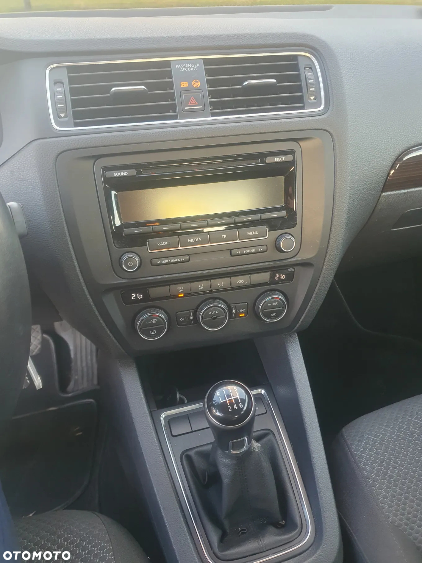 Volkswagen Jetta 1.4 TSI BMT Comfortline - 22