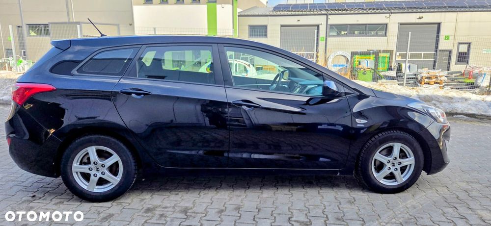 Hyundai i30 1.6 CRDi Classic - 6