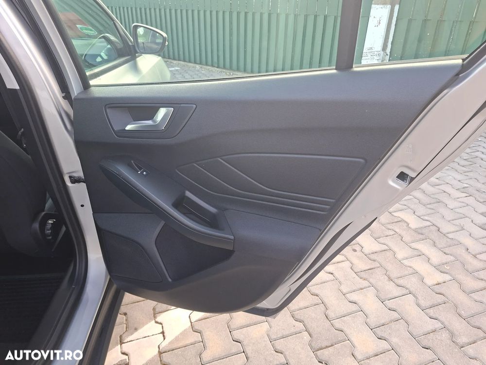 Ford Focus 1.5 EcoBlue Start-Stopp-System Aut. ACTIVE X - 13