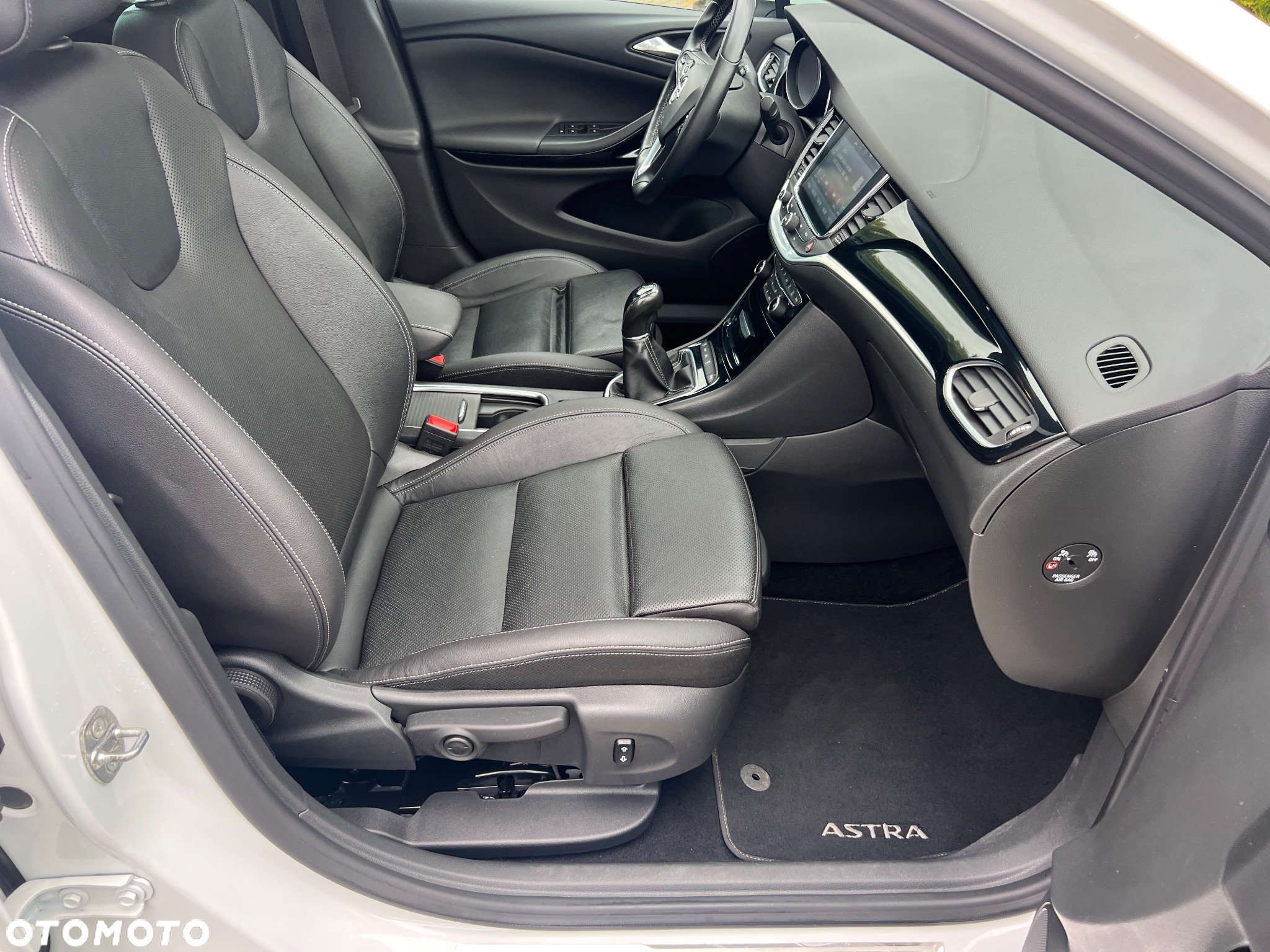 Opel Astra V 1.6 T GPF Dynamic S&S - 33