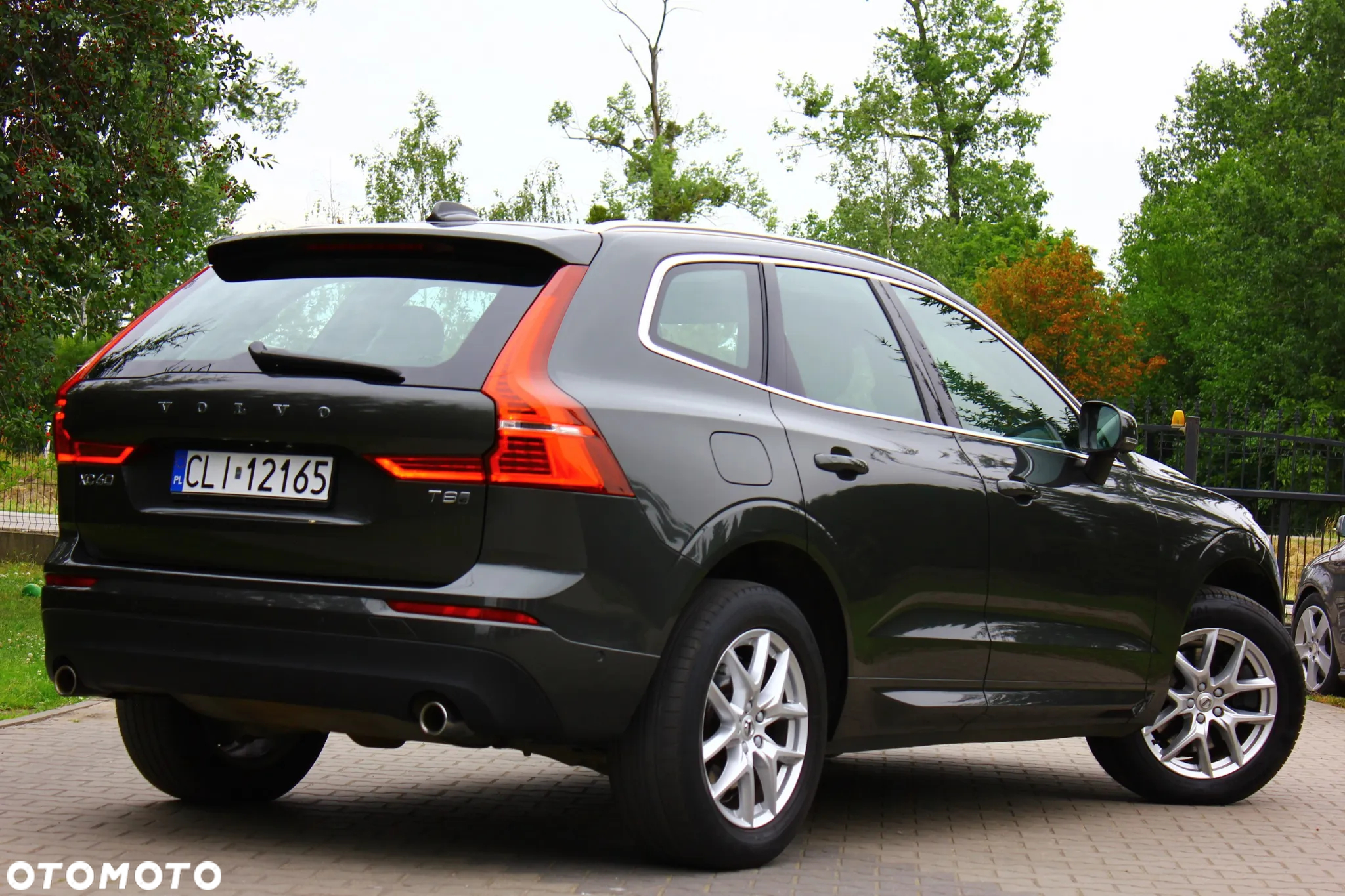 Volvo XC 60 T8 Twin Engine AWD Geartronic Momentum - 13
