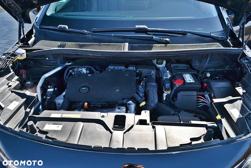Peugeot 5008 BlueHDI 130 Allure Business-Paket - 32