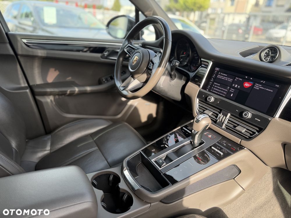 Porsche Macan - 9