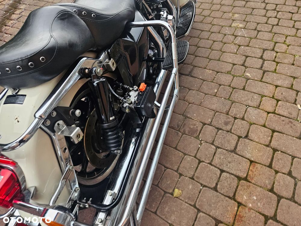 Harley-Davidson Softail Fat Boy - 34