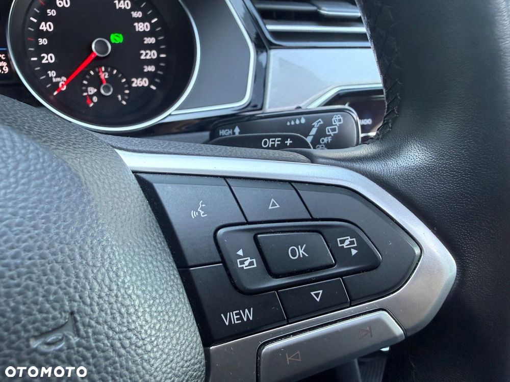 Volkswagen Passat Variant - 28