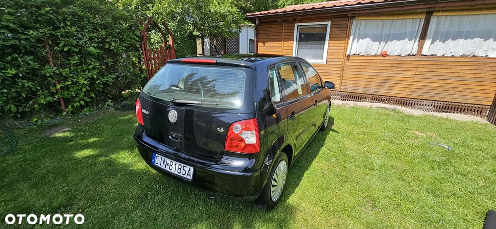 Volkswagen Polo 1.4 16V Comfortline - 5