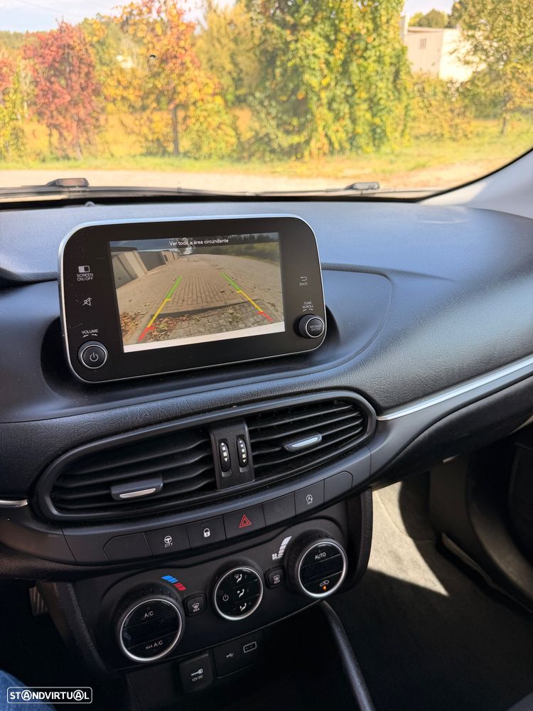 Fiat Tipo Station Wagon 1.3 M-Jet Lounge - 7