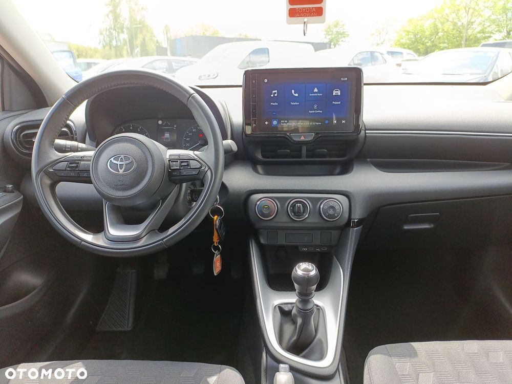 Toyota Yaris - 14